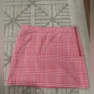 💜Forever 21 Zigzag Red and White mini skirt